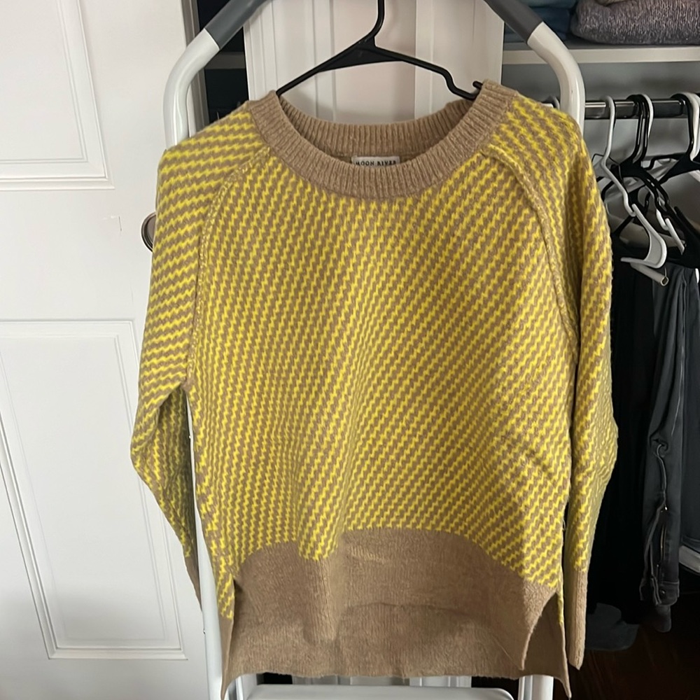 Moon river sweater, Small, yellow and tan, worn once